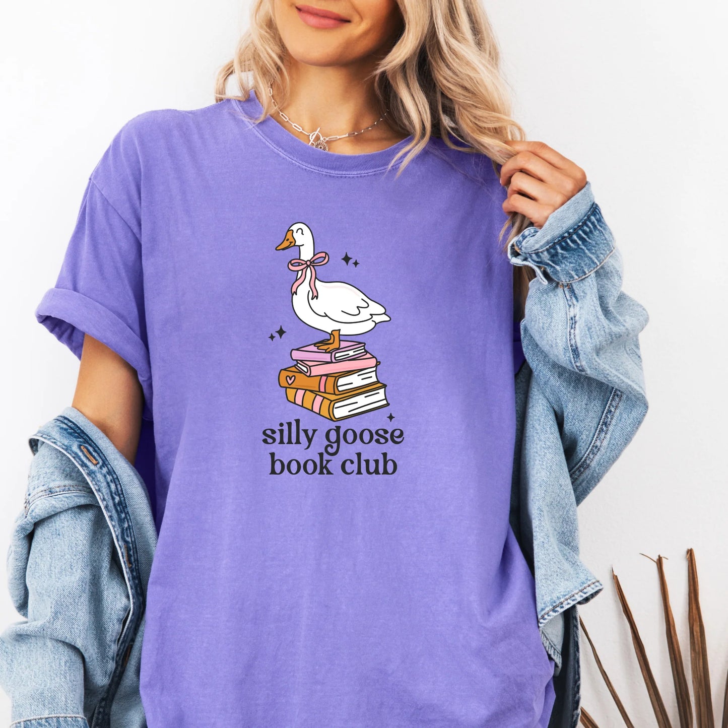 Silly Goose Book Club - Everyday Tee